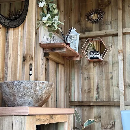 Luksusowy namiot Deerstone Glamping -malham Cove Dome Earby