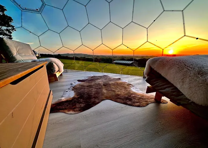 אוהל מפואר Deerstone Glamping -malham Cove Dome