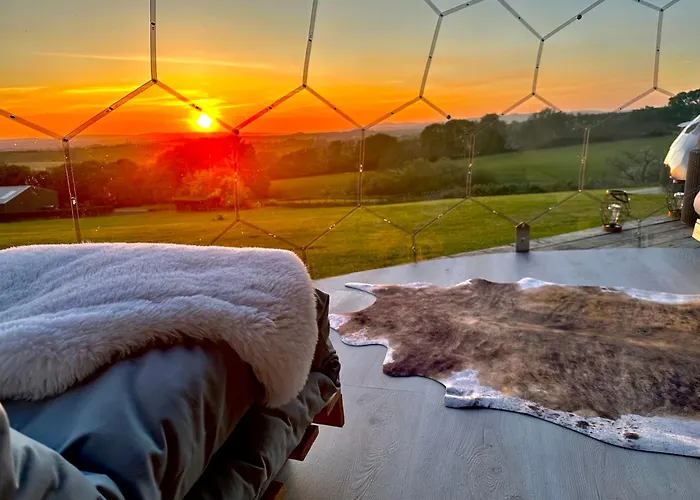Deerstone Glamping -malham Cove Dome אוהל מפואר *