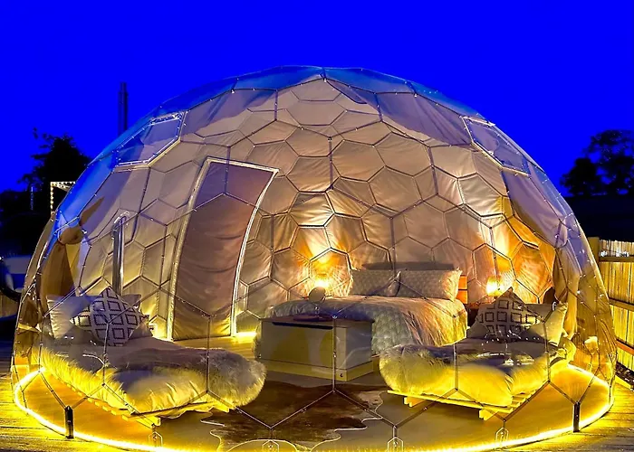 Deerstone Glamping -malham Cove Dome Luxury tent Earby