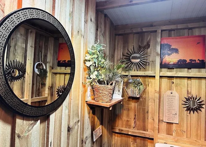 Deerstone Glamping -malham Cove Dome