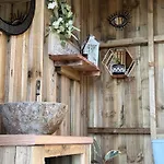 Luxussátor Deerstone Glamping -malham Cove Dome Earby